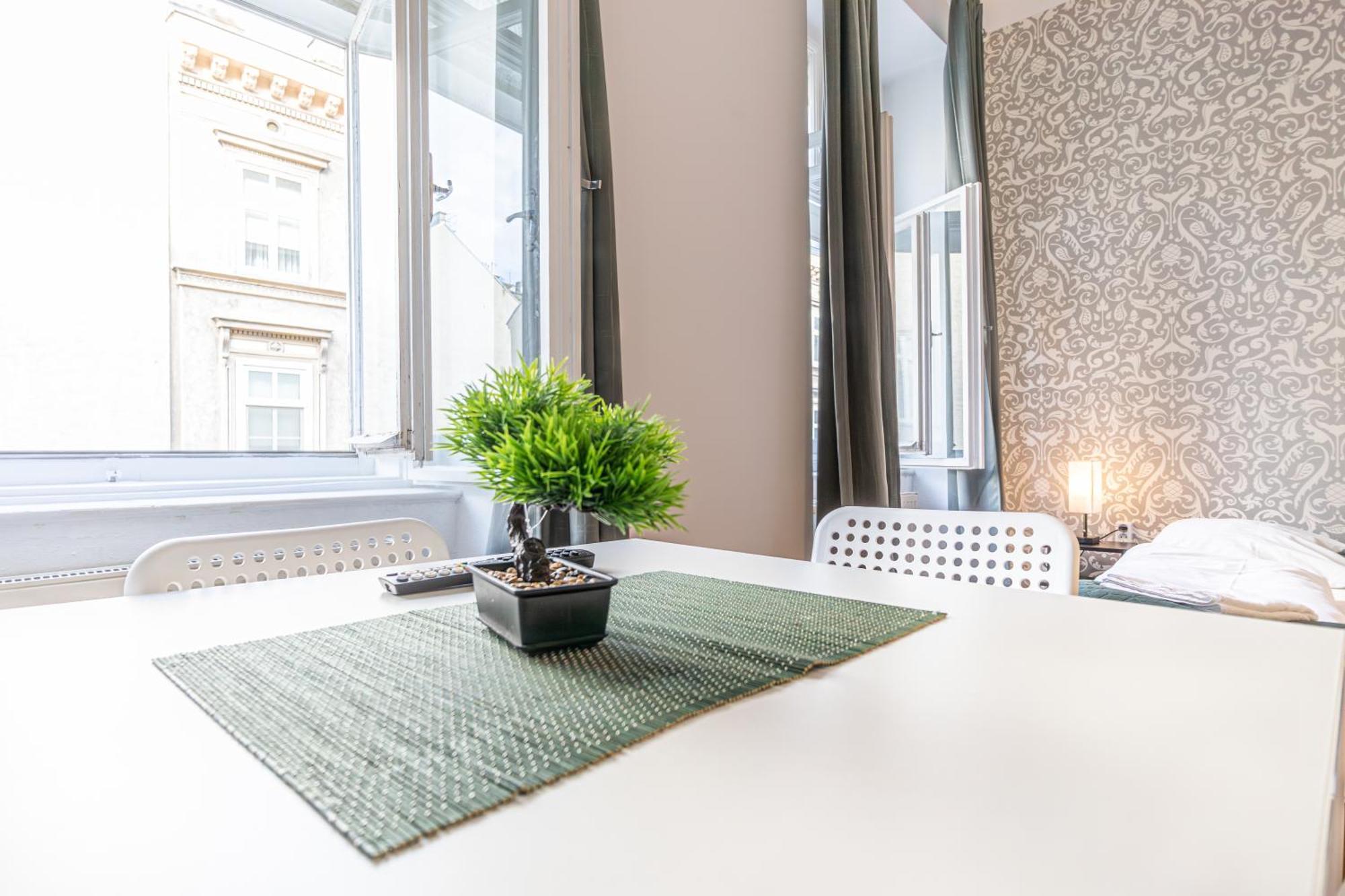 Friendly 2Br Apt- Near Rennweg & Belvedere Palace Apartment Vienna Luaran gambar